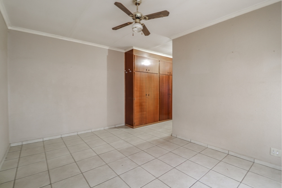 To Let 3 Bedroom Property for Rent in La Hoff North West